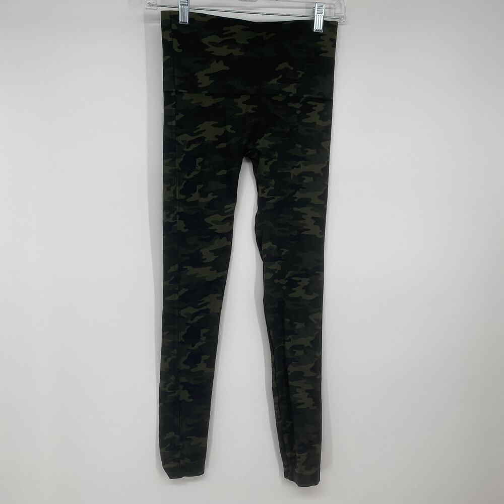 SPANX Camo Camouflage Look At Me Now Leggings- Size M Green